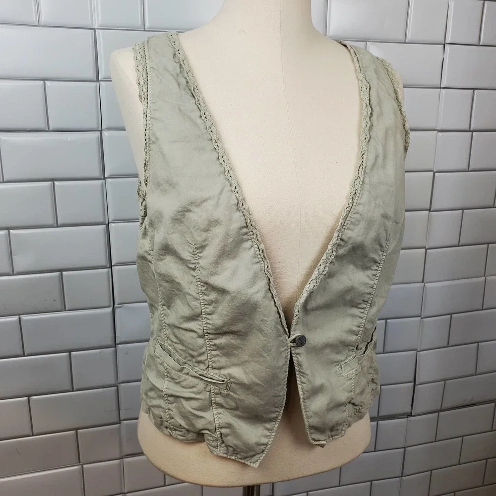 LOFT | CROCHET TRIM ONE BUTTON GRAY CASUAL VEST WOMEN'S SIZE MEDIUM